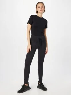Marika Lange Broeken Tapered Sportbroek MADISON Dames Zwart -Marika Verkoop 0f857dcdf7fd40b056a88eccf694cfe2